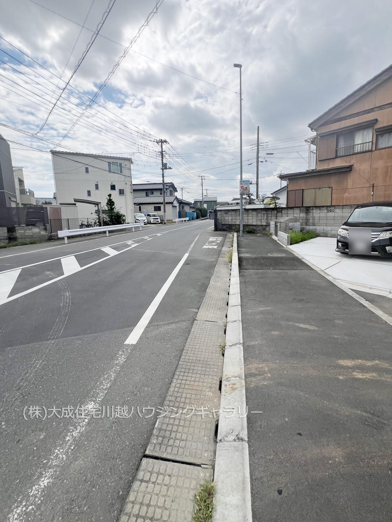 前面道路含む現地写真-前面道路（１６ｍ公道）　６区画：現地写真2024.10.7撮影