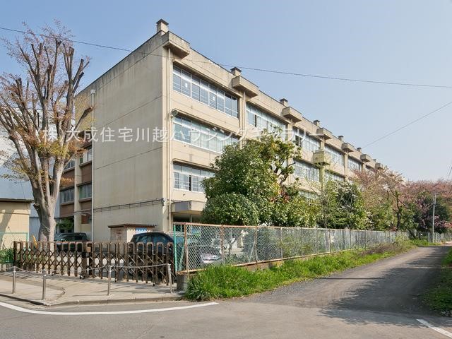 中学校(750m)-川越市立寺尾中学校(徒歩9分につき、部活で帰りが遅くなっても安心です。)