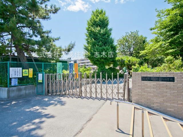 小学校(1600m)-朝霞市立朝霞第八小学校(徒歩20分。人数が多く元気な小学校です。朝霞駅から徒歩5分ほどでアクセス良好です＾＾)