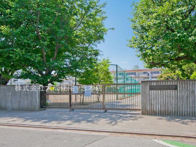 中学校(1700m)-朝霞市立朝霞第四中学校(徒歩21分。校庭が広くのびのびと学校生活が送れます＾＾部活動が盛んな中学校です。)